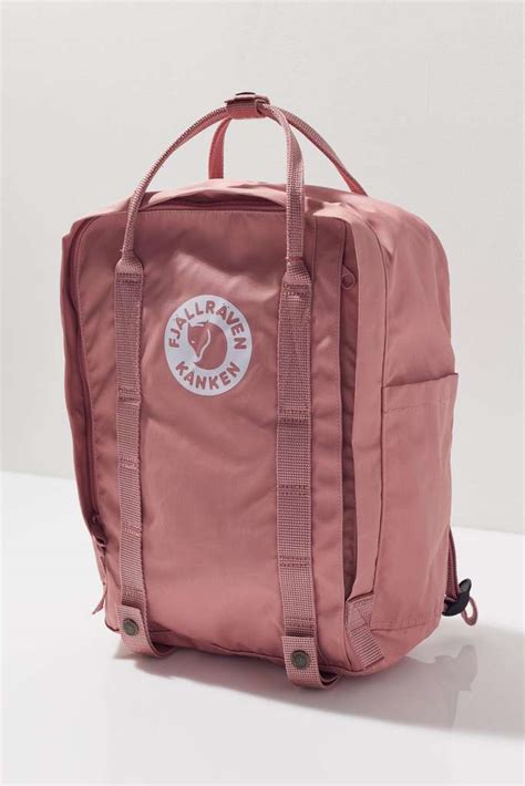faux sac à dos fjallraven kanken ou occasion